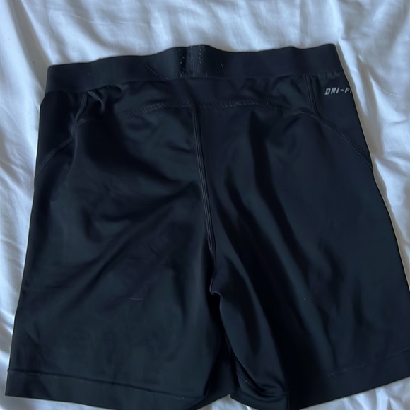Nike shorts - Picture 3 of 3
